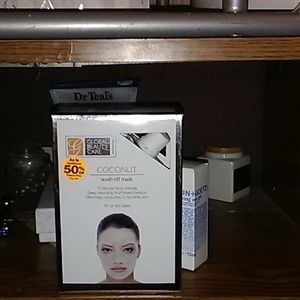 Coconut wash off mask